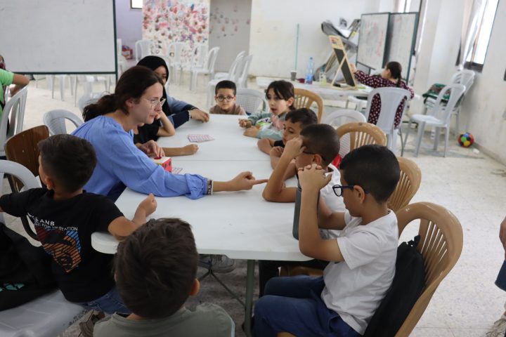 Volunteer to Help Palestinian Refugees